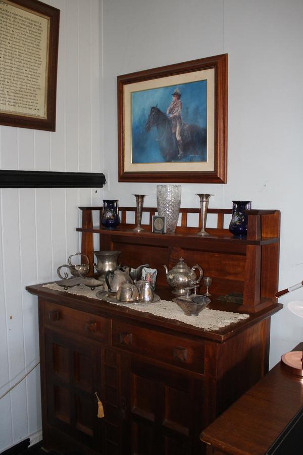 Rosebank Homestead And Farmstay Далби Екстериор снимка